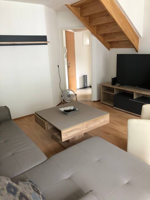 Wohnzimmer mit TV+WiFi