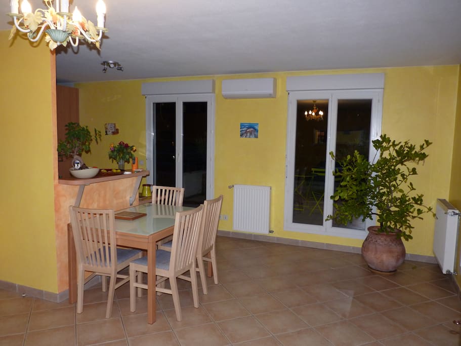 dining room