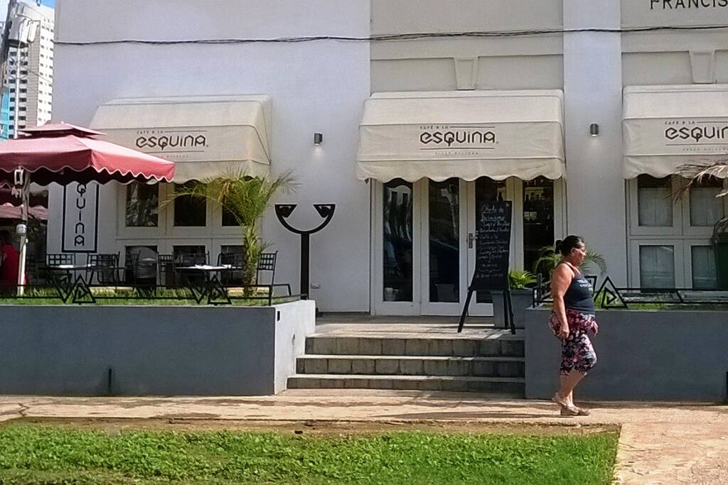 Our building !! Nice Italian Cafe downstairs...