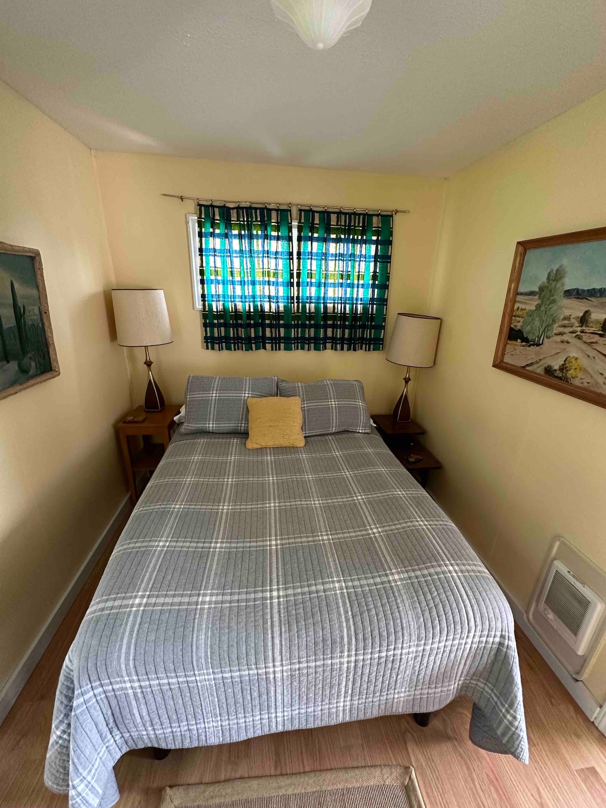 ห้องนอนที่ 1 เตียงคู่/เตียงเต็ม