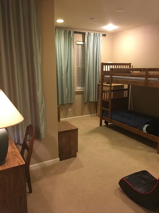 Beds can be stacked or remain separated.