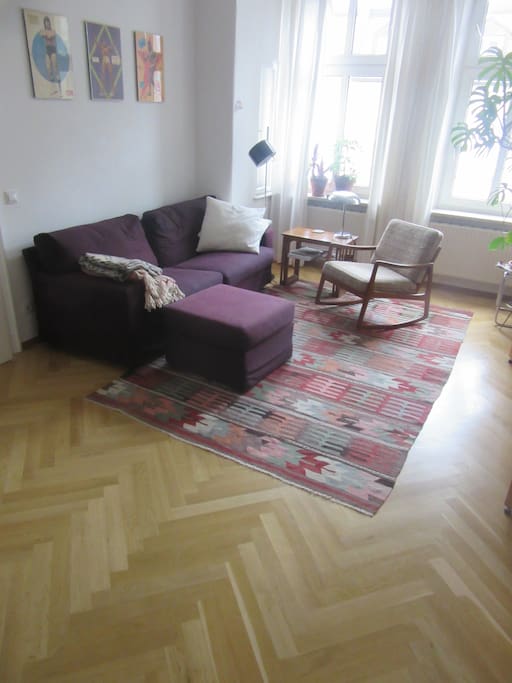 Wohnzimmer mit Schlafcouch