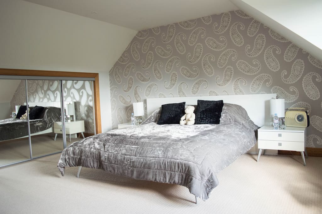 Luxurious king-size bed
