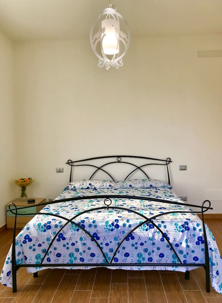 Двојниот кревет.