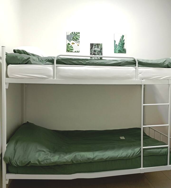 غرفة النوم 3 في الطابق السفلي 