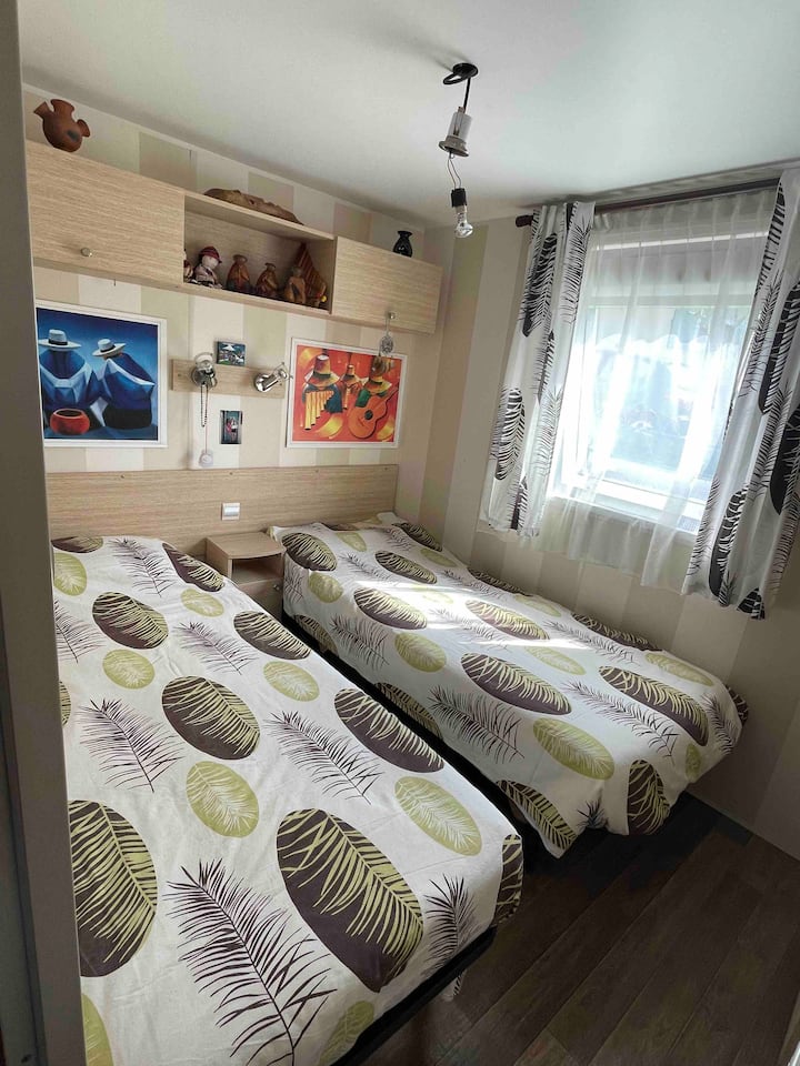 Dhomë gjumi 1