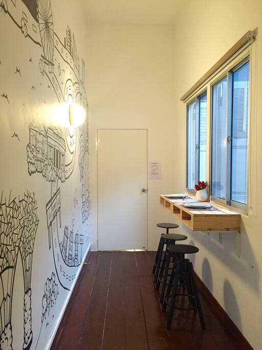 Picture 2 of entrance to studio