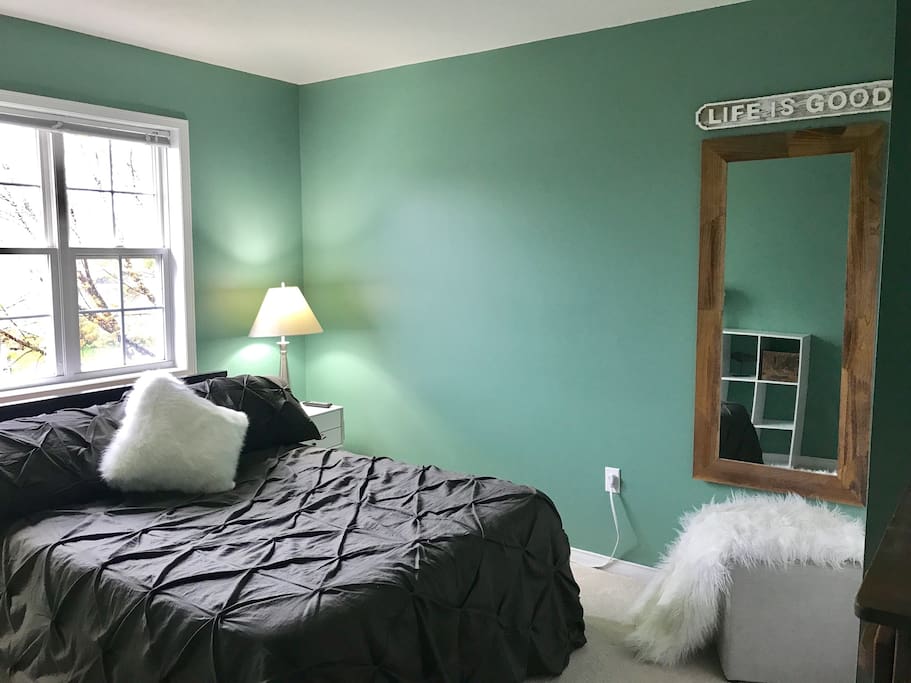 Double Size Bed, Mirror & Pouf Ottoman