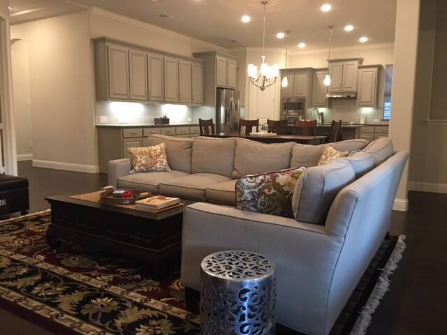 Home in a great neighborhood