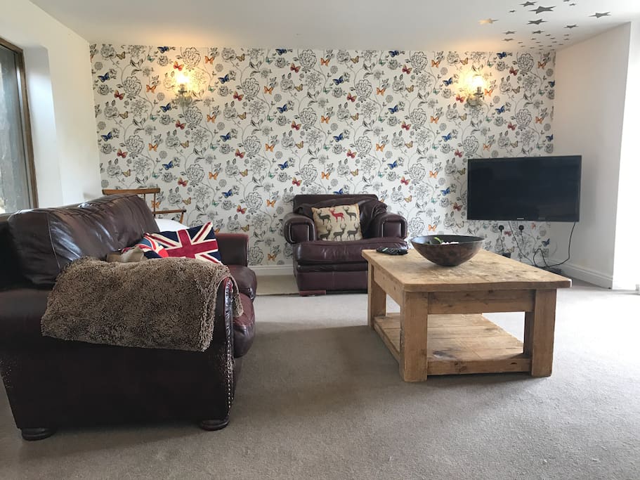 Lounge leading to patio