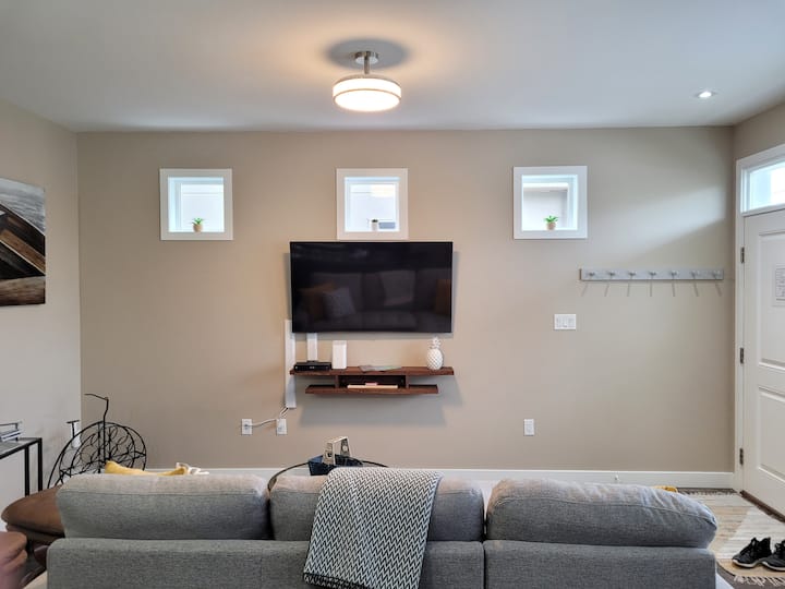 8 Best PetFriendly Airbnbs In Penticton, Canada Updated 2024 Trip101