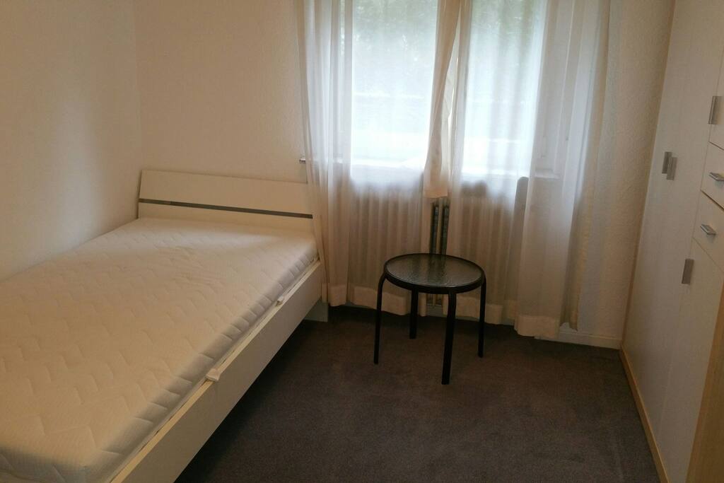 Private room with 1 bed (2beds optional)