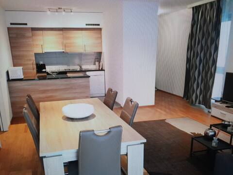 Modern Apartment-3 bedrooms-Secured Parking