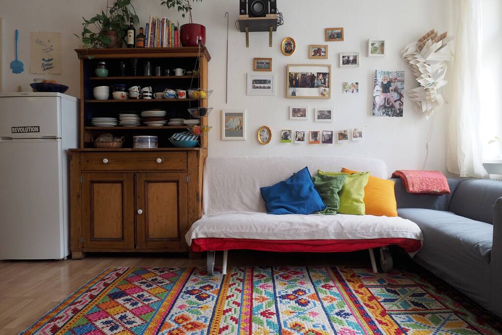 Living Room / Kitchen