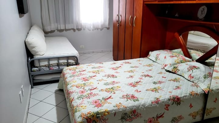 双人床，加大双人床 