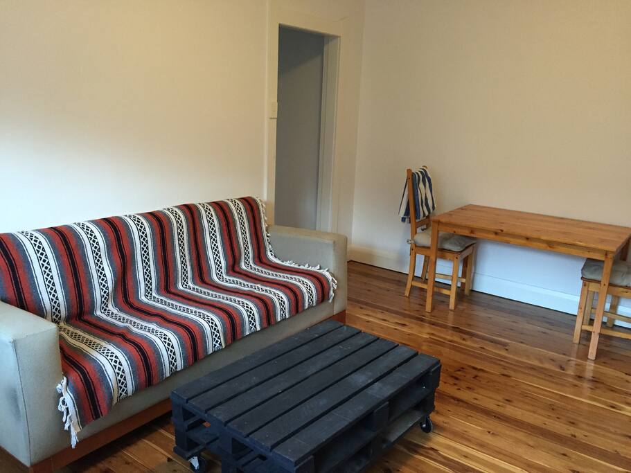 The living room. Nothing fancy but clean, simple and comfortable for chilling out in.