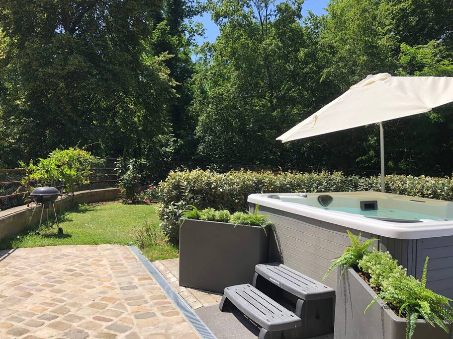 Terrasse SPA et BBQ