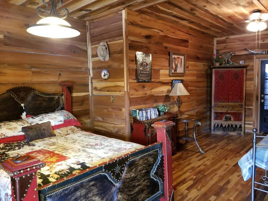 Quarter Horse Room