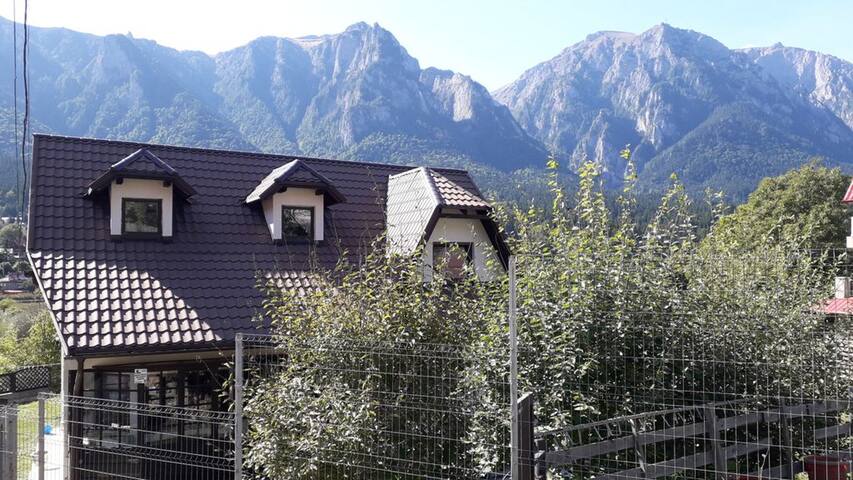 Airbnb Săcele Vacation Rentals Places To Stay Brașov