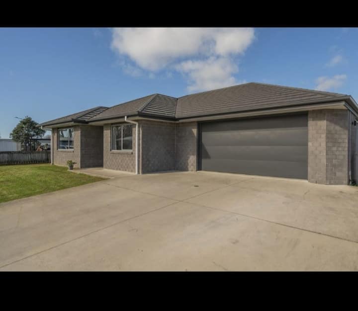 4 bedroom house Houses for Rent in Whitianga, Waikato, New Zealand Airbnb