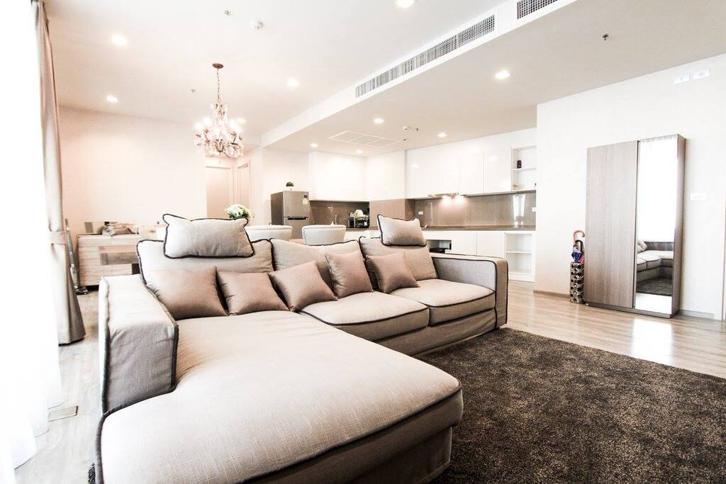 Sofa (so comfy :P)