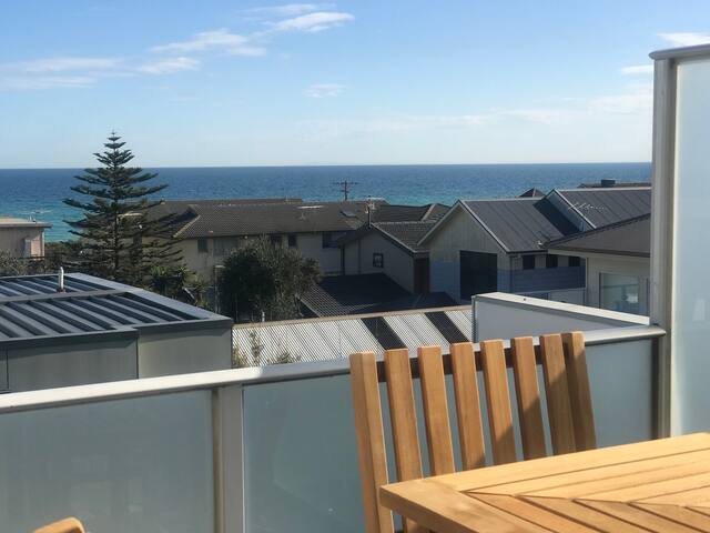 Bonbeach Unit near the beach, Seaford & Aspendale