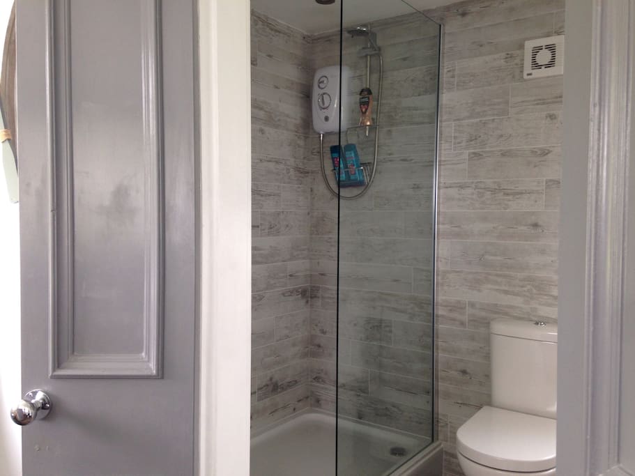 Modern Bathroom