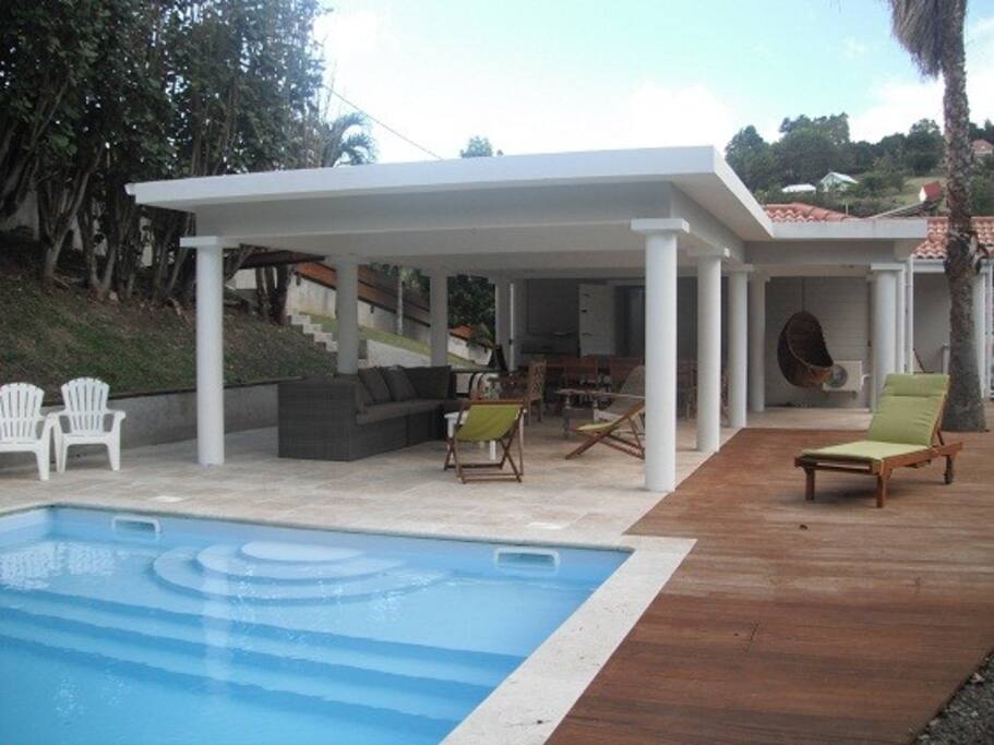 Terrasse + piscine