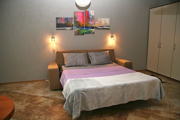 Newly renovated apartment (April 2019)