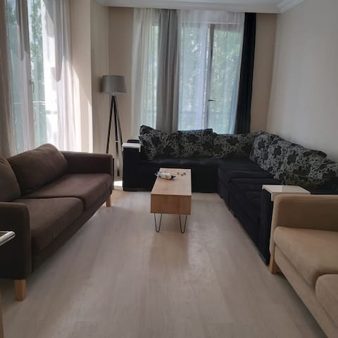 Central 1+1 Lovely Flat Close to Şişli/Taksim Area
