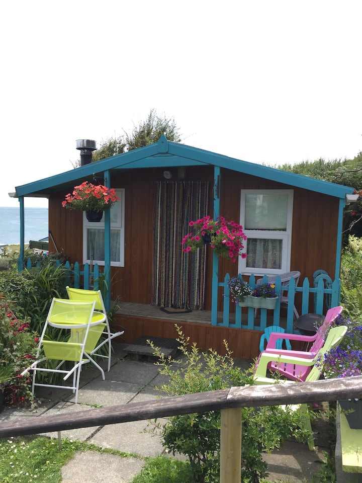 Beachfront Studio Chalet