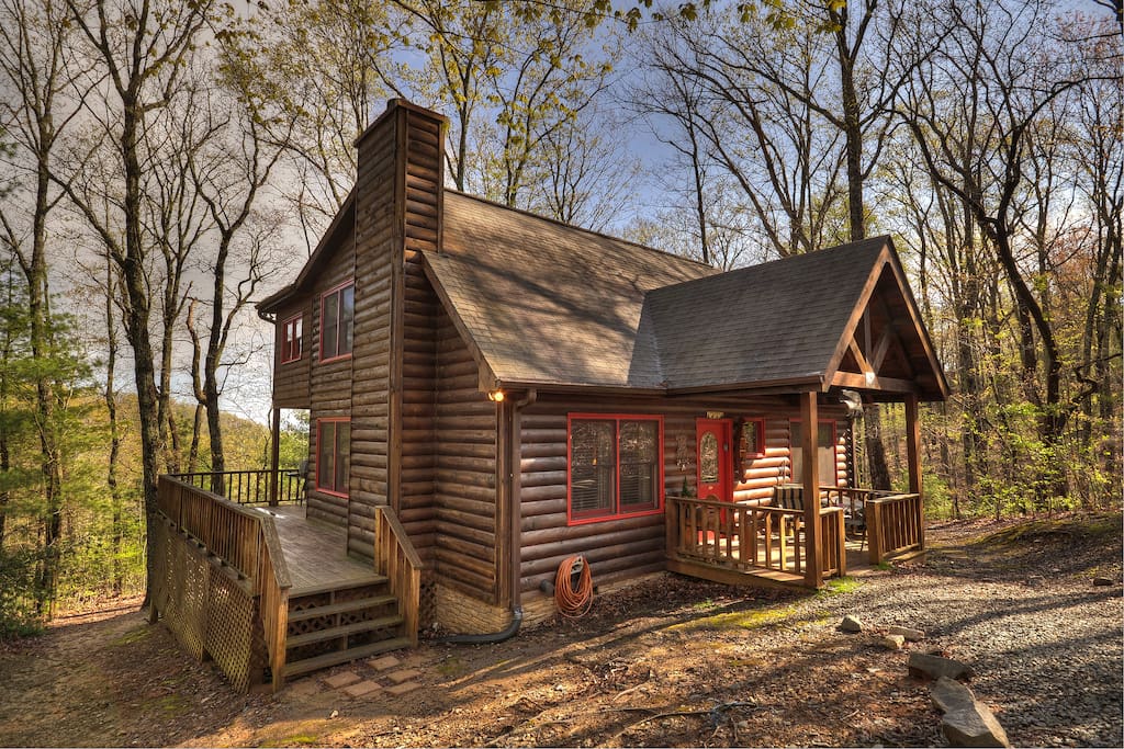 Secluded cabin with a beautiful view