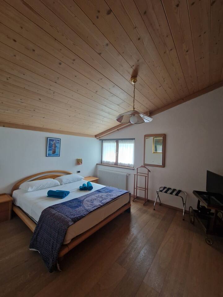 Двойна стая с несравними легла