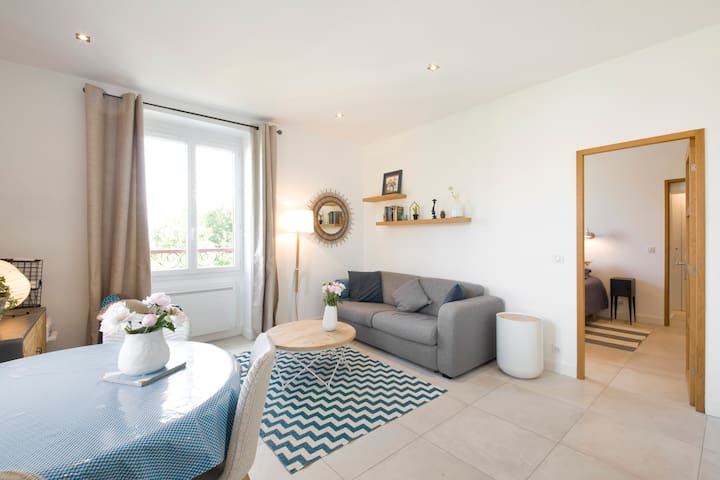 Airbnb Biarritz Holiday Rentals Places To Stay Nouvelle