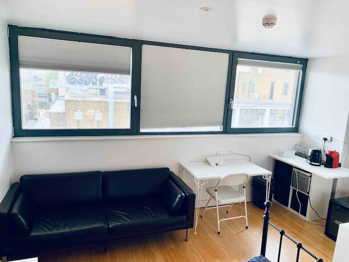 Designer Flat Near Shoreditch - London