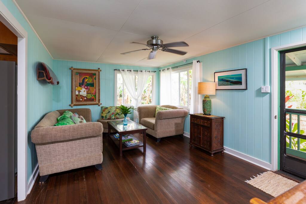 Grom's Hideaway IS the North Shore Cottages for Rent in Paia, Hawaii