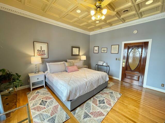 D’town gated home firepit/pk6cars, Pets/PickleBall gallery image 4