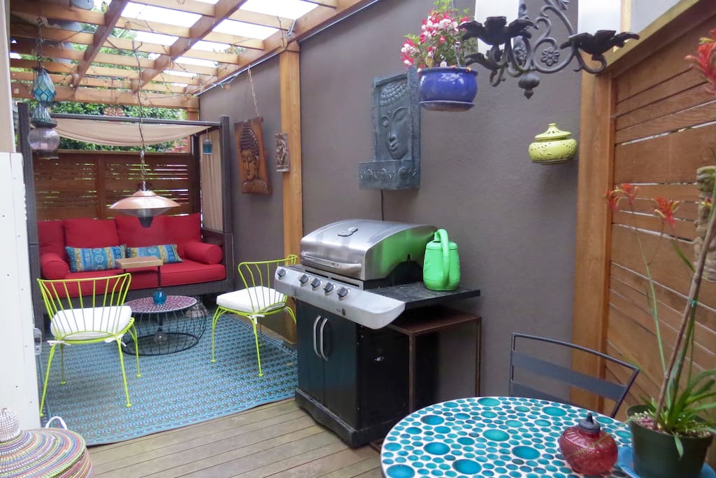 The wrap around side deck now has a roof and rainproof complete with the most comfortable outdoor daybed Perfect spot for a nap in the warmer months! Also, gas grill & pendant heater for outdoor dining & relaxing.