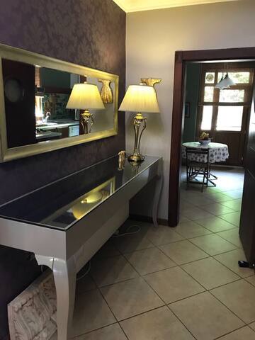 İstanbul Tarabya da emsalsiz villa gallery image 2