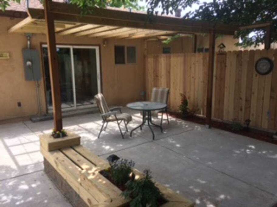 Private back terrace