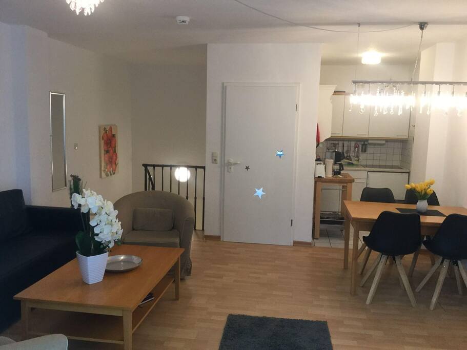 Kleine Küche, man kann überall gut Essen gehen