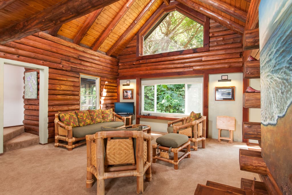 Beautiful Cathedral Ceilings and Window in the living room, elephant bamboo furniture......