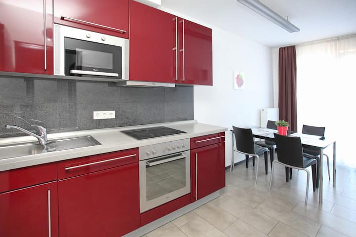 2-zimmer-wohnung In Der City - Colonia