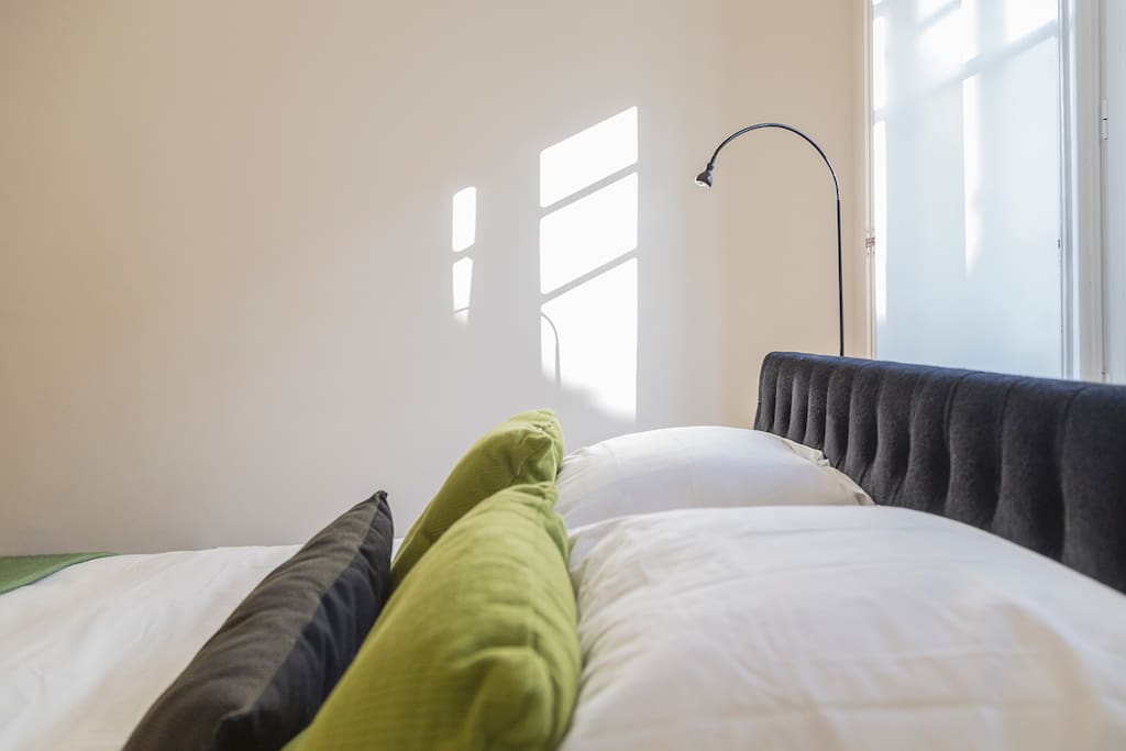 Book it now,
São Tomé Flat.
(includes Towels&Linen)