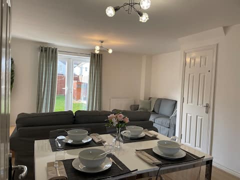 Luxury Large Rooms, En-suite included, 3 bathrooms