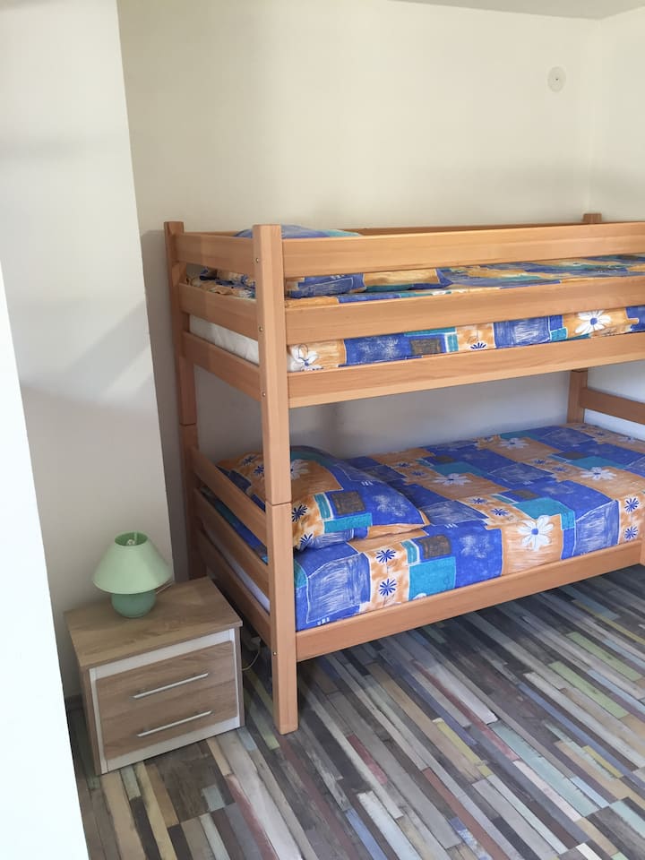 غرفة النوم الثانية