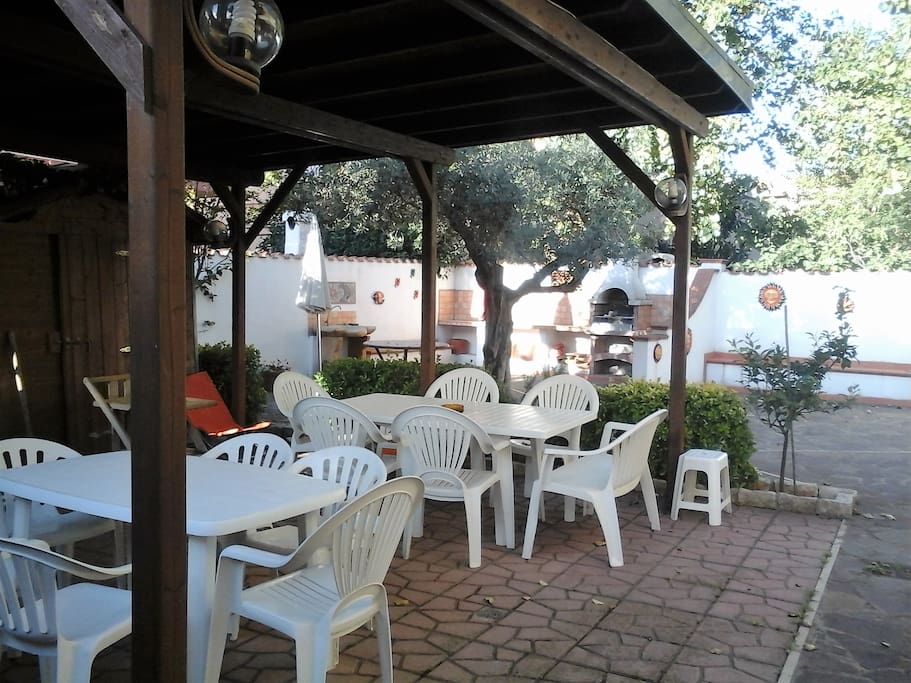 Garden & BBQ