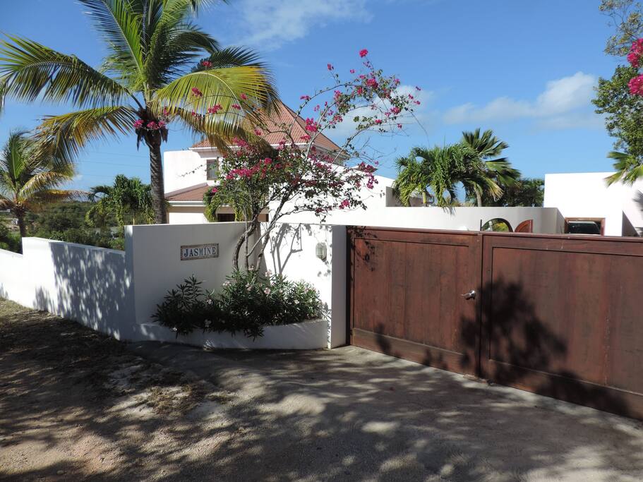 Welcome to Jasmine Villa Anguilla
