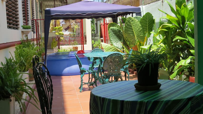 Airbnb Calle 8 Vacation Rentals Places To Stay La Habana