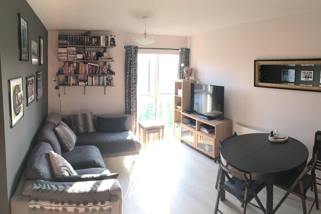 Living Room (3)